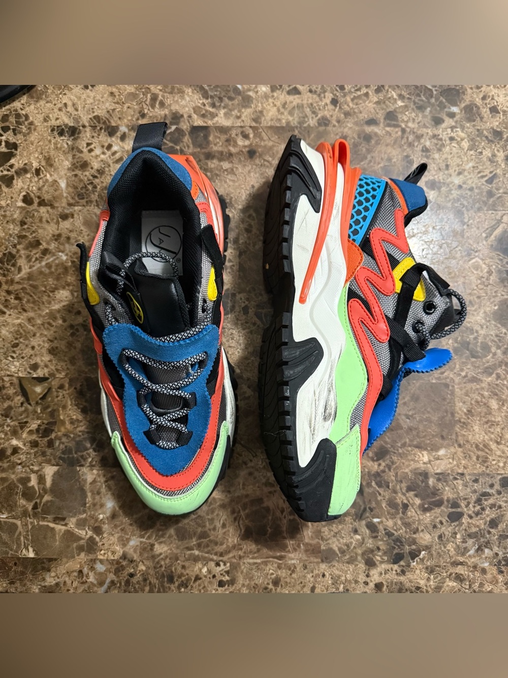 Javi Swifty Kids Multicolor Athletic Sneakers - Blue/Green/Orange Size 5.5